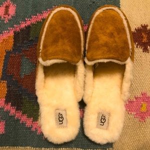 Ugg’s mule slippers Brand New size 7